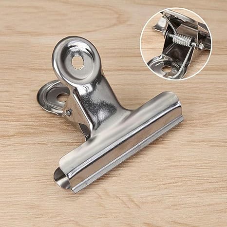 Chip Clips Bag Clips Food Clips, 18 Packs 3 Sizes Heavy Duty Stainless Steel Clips for Bag, All-Purpose Air Tight Seal Clip Cubicle Hooks for Office School Kitchen